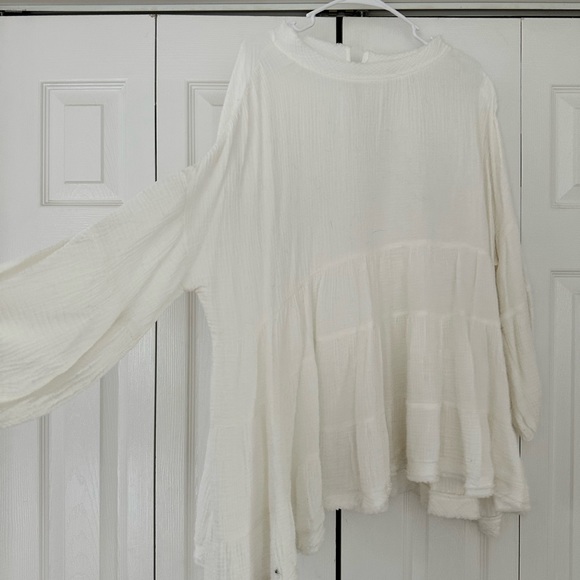 White tunic - Picture 3 of 3